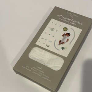 C.R. Gibson Baby Milestone Blanket - Cream brand ne